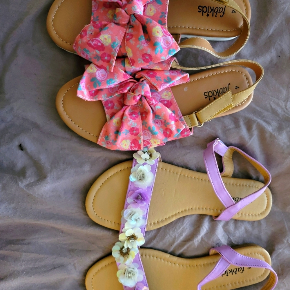 2 pair -Fab kids new sandals for kids bundle size 5&4